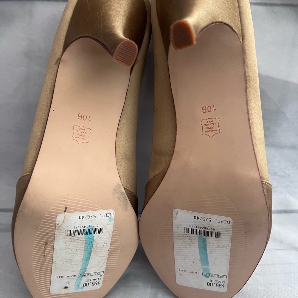 CAPARROS satain ladies heel